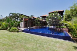 Ocean Drive (D4), Detached #321859121